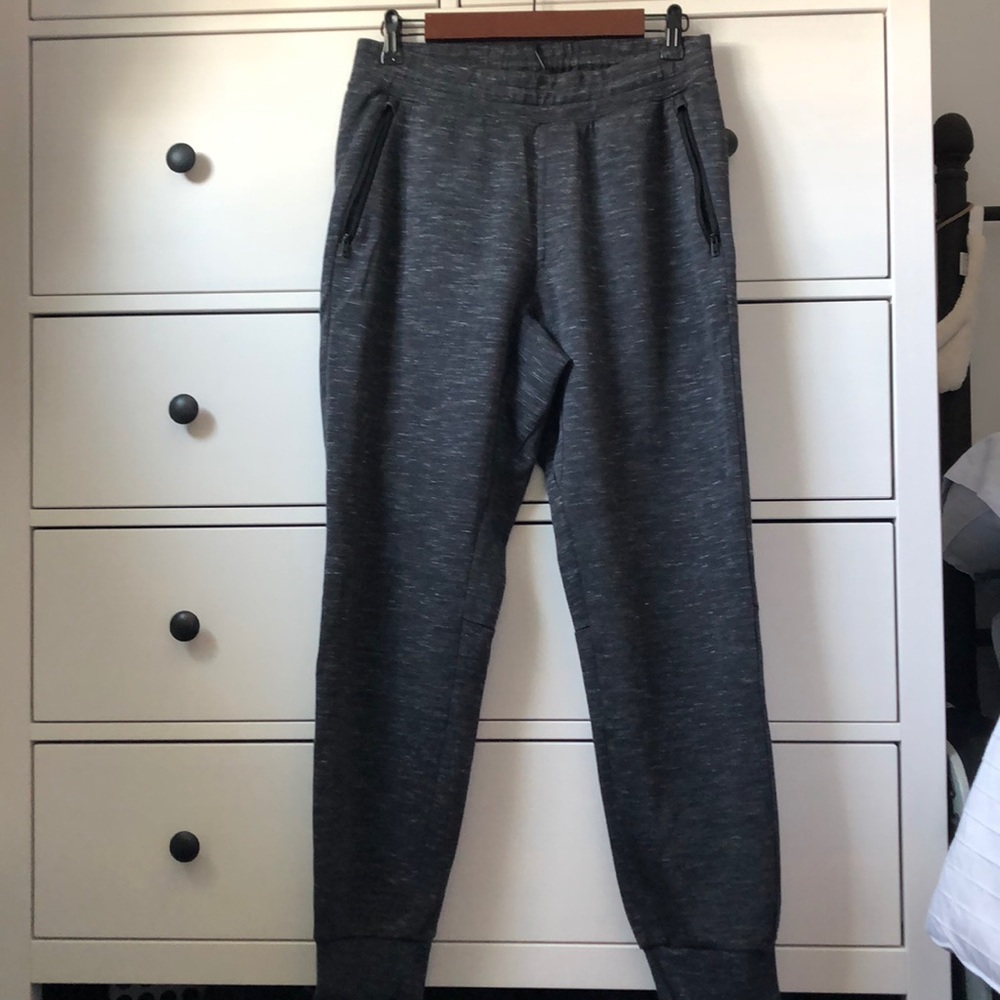 Men's Marbled Gray Uniqulo Joggers